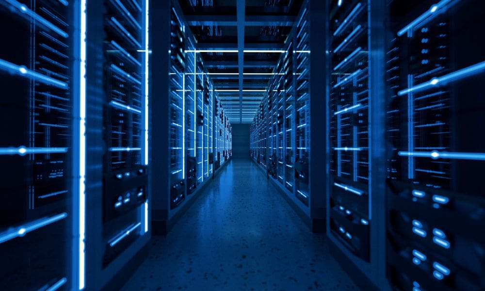 The Pros and Cons of Hybrid Cloud Data Centers